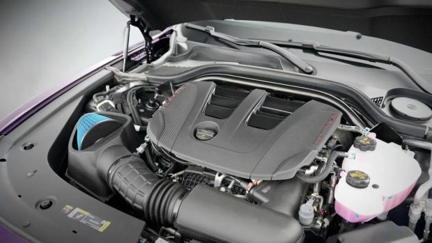 نمای پیشرانه نسخه ویژه دوج چارجر سیکس پک