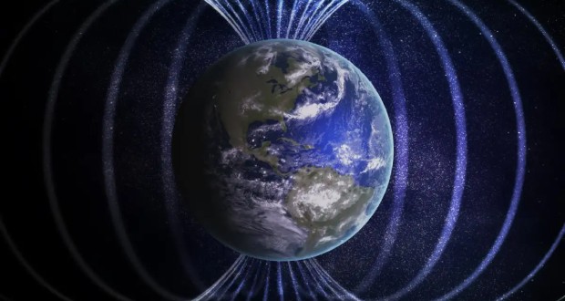 میدان الکتریکی زمین برعکس شده