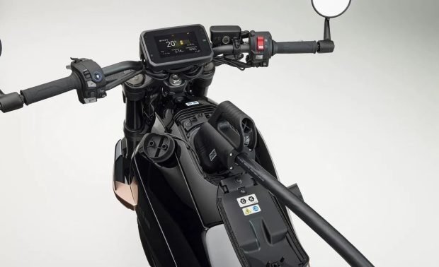 موتورسیکلت برقی هوندا WN7