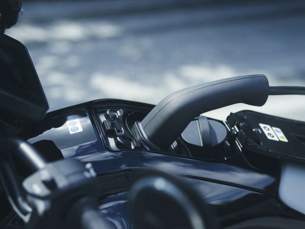 موتورسیکلت برقی هوندا WN7