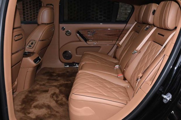 نمای کابین سدان مائکسترو S800