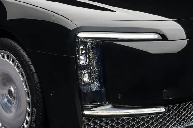 سدان مائکسترو S800