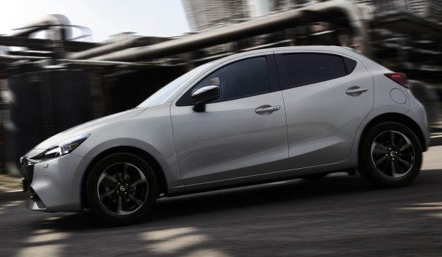 نمای جلو مزدا 2 مدل 2026