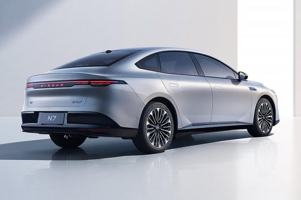 نمای عقب سدان نیسان N7 مکس