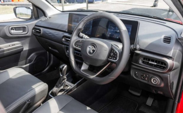 نمای داشبورد پروتون ساگا 2026