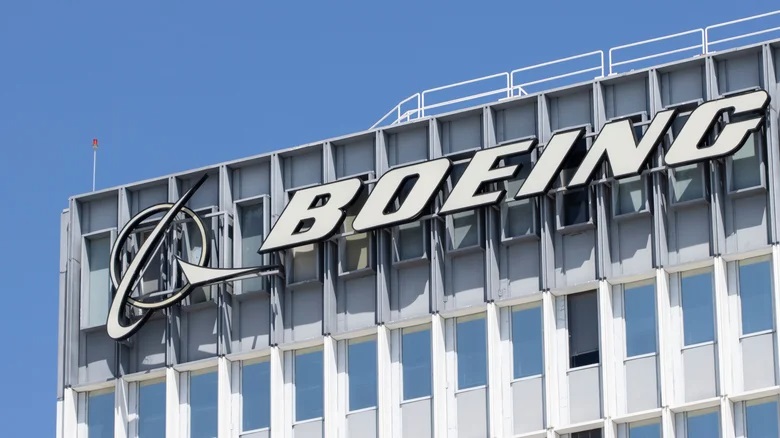 دلیل توقف تولید هواپیمای باری نظامی C-17 گلوب مستر 3