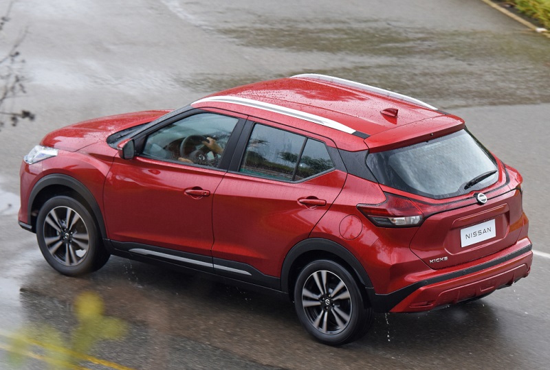 نیسان کیکس وارداتی