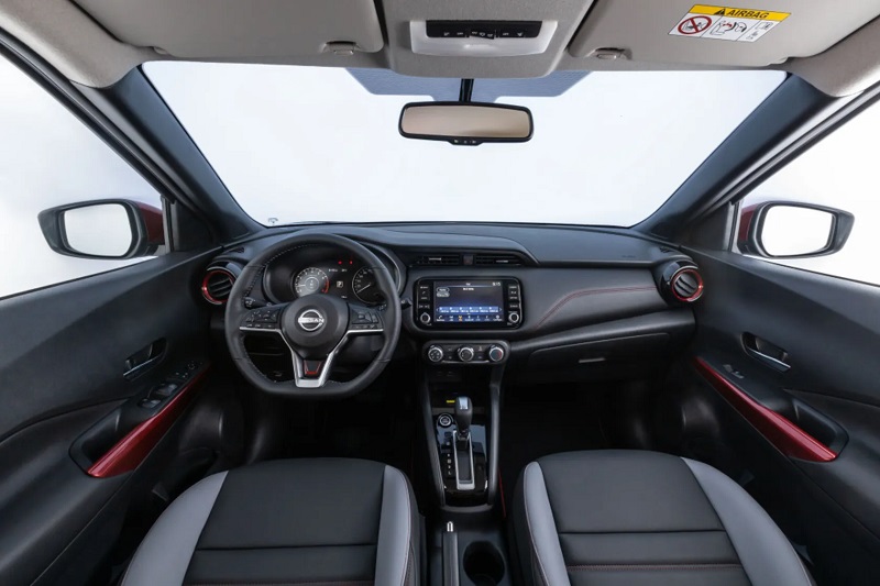 نیسان کیکس وارداتی