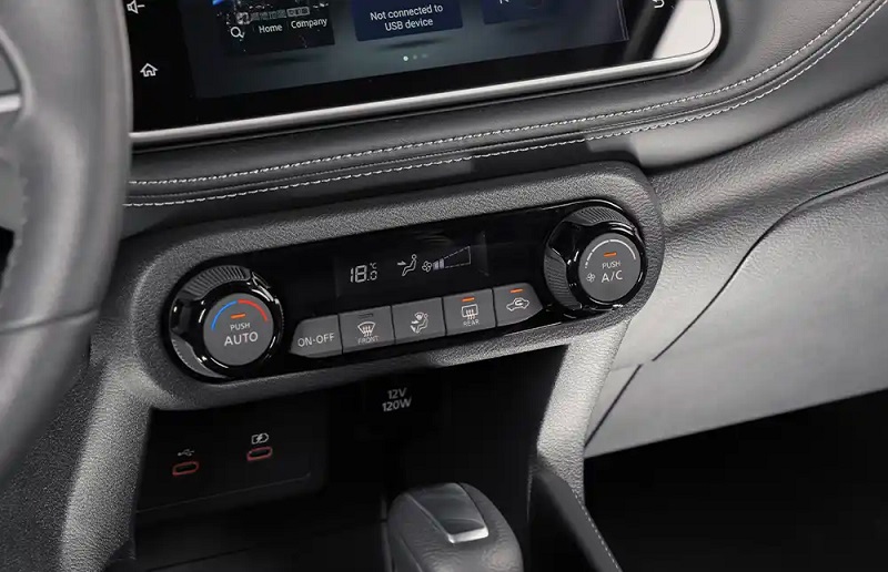 نیسان کیکس وارداتی