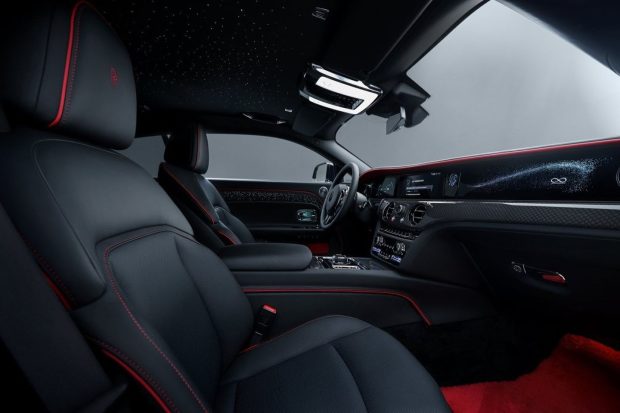 نمای کابین رولزرویس اسپکتر نوویتک