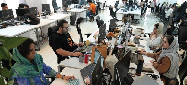 گزارش سالانه 1403 تکنوگروپ