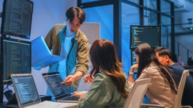 تخصص‌های پردرآمد ۲۰۲۵