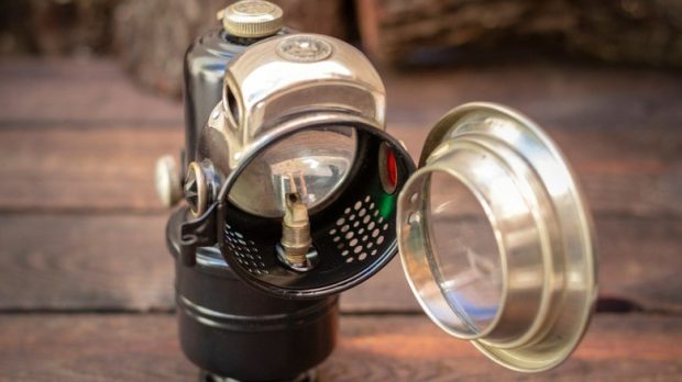 چراغ جلوی خودرو