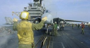 پرواز هواپیما از ناو هواپیمابر