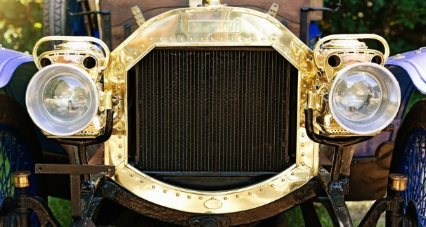 چراغ جلوی خودرو