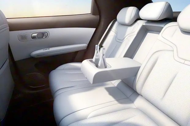 چانگان Nevo Q05