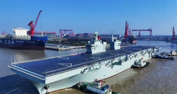 کشتی Type 076 چین