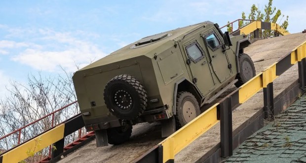 ماشینی جنگی اوکراین Desna