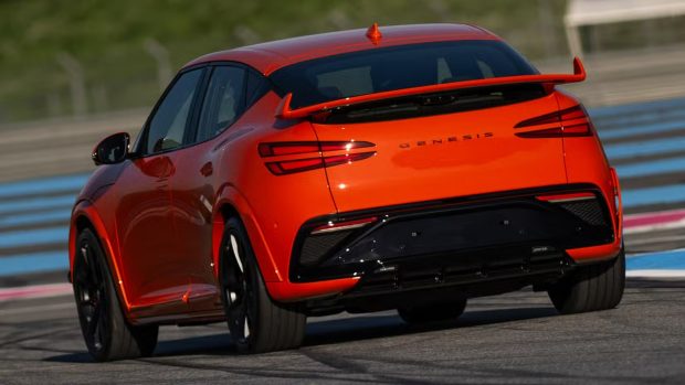 جنسیس GV60 Magma