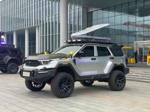 گریت وال تانک 400