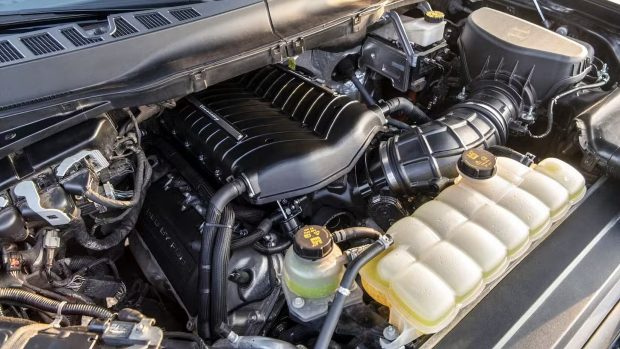 سریع‌ترین وانت V8