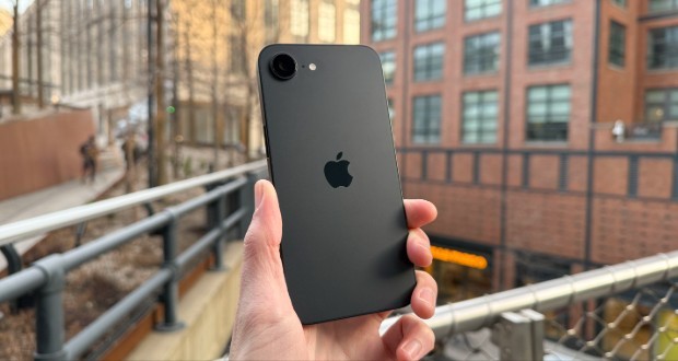 شکست آیفون 16e