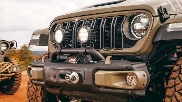 جیپ رانگلر Commando 392