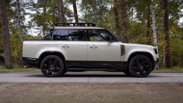 لندروور دیفندر