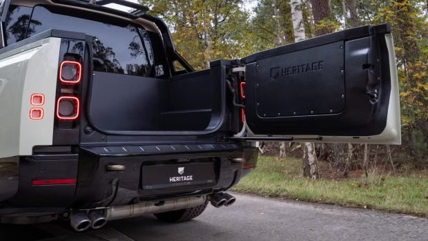 لندروور دیفندر