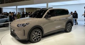 لیپ‌موتور B03X