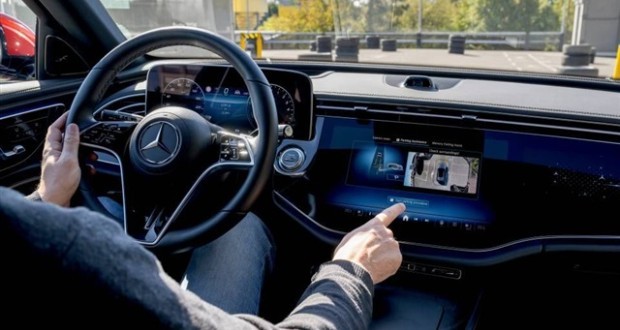 همکاری سامسونگ و مرسدس