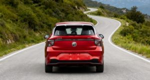 اولین خودروی جهان با باتری نیمه-جامد