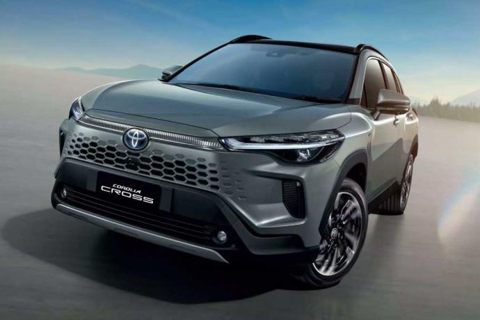 قیمت جدید تویوتا کرولا کراس