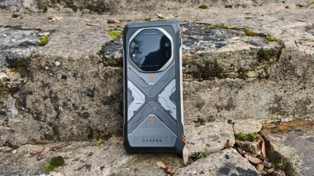 گوشی oscal tank 1