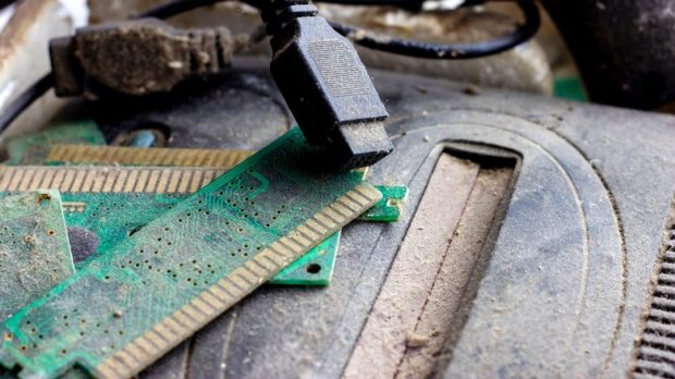 تمیز کردن کنسول بازی