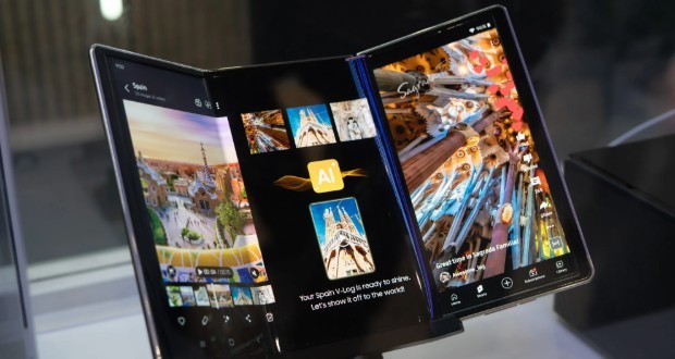 قیمت گلکسی زد تری فولد