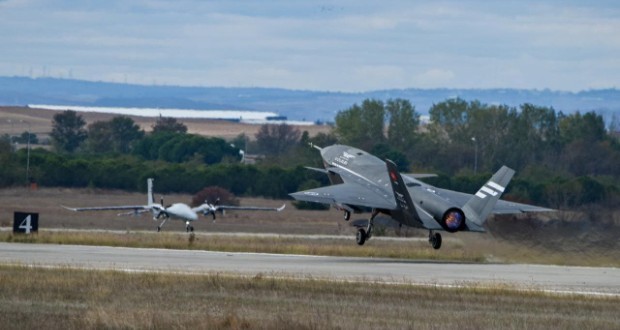 جنگنده کیزیل‌الما