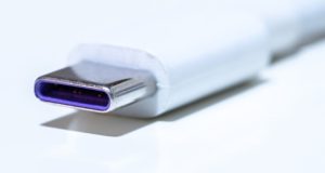 پورت USB بنفش