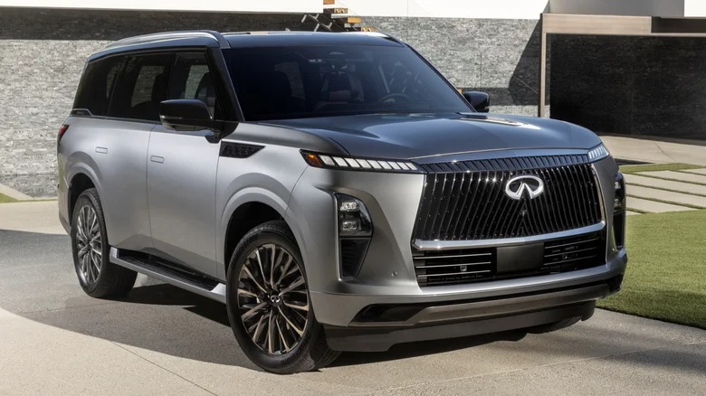 13 خودرو با بیشترین افت قیمت در 2025