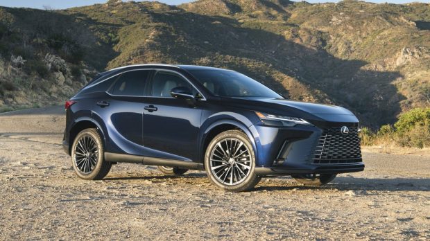 لکسوس RX یا جنسیس GV70