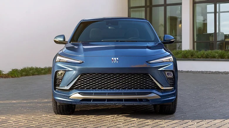 بهترین شاسی بلندهای زیر 30 هزار دلار - بیوک انویستا