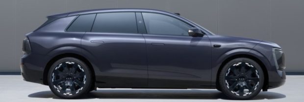 شاسی بلند برقی آئودی E7X