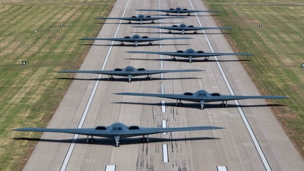 بمب‌افکن رادارگریز B-2