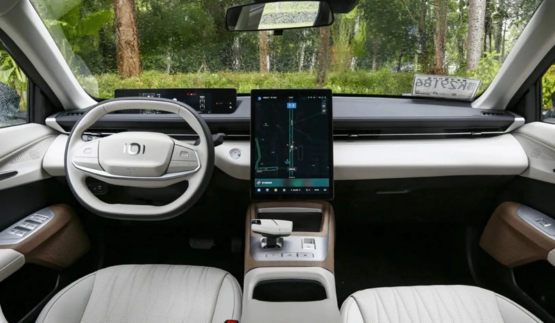 سدان پلاگین هیبریدی چانگان نوو A05