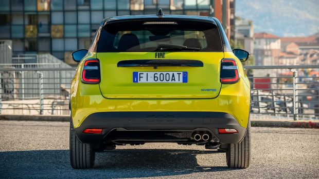 نمای عقب فیات 600 اسپرت