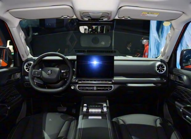 کابین نسخه قطبی تانک ۳۰۰