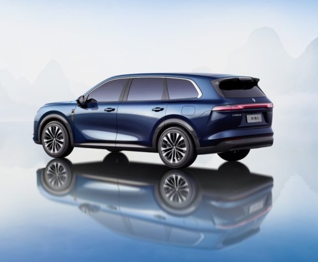 شاسی‌بلند هیبریدی پرچمدار هواوی و بائوجون با نام Huajing S