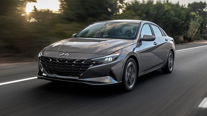 ارزانترین خودروهای هیبریدی 2026 - هیوندای النترا