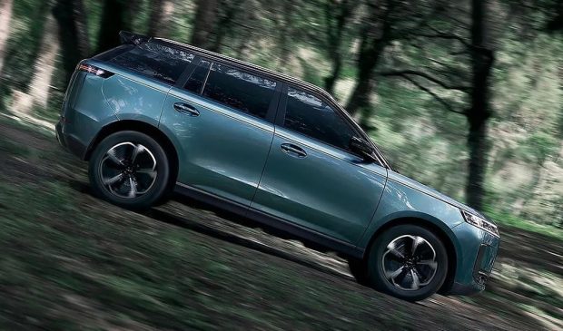 نمای جانبی شاسی بلند لوکانو L5