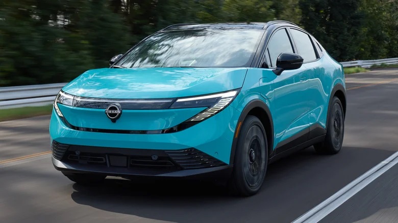 13 خودرو با بیشترین افت قیمت در 2025 - نیسان لیف